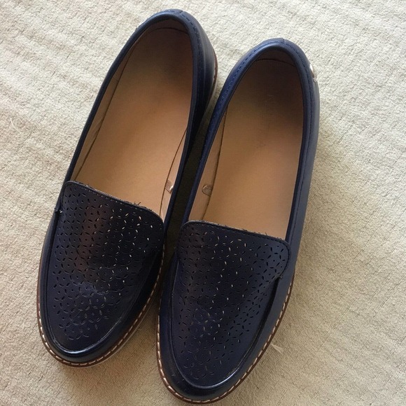 Nautica Blue Loafers Women's Sz8.5 Perforated Toe Pre-Owned Lite Wear - Picture 1 of 9